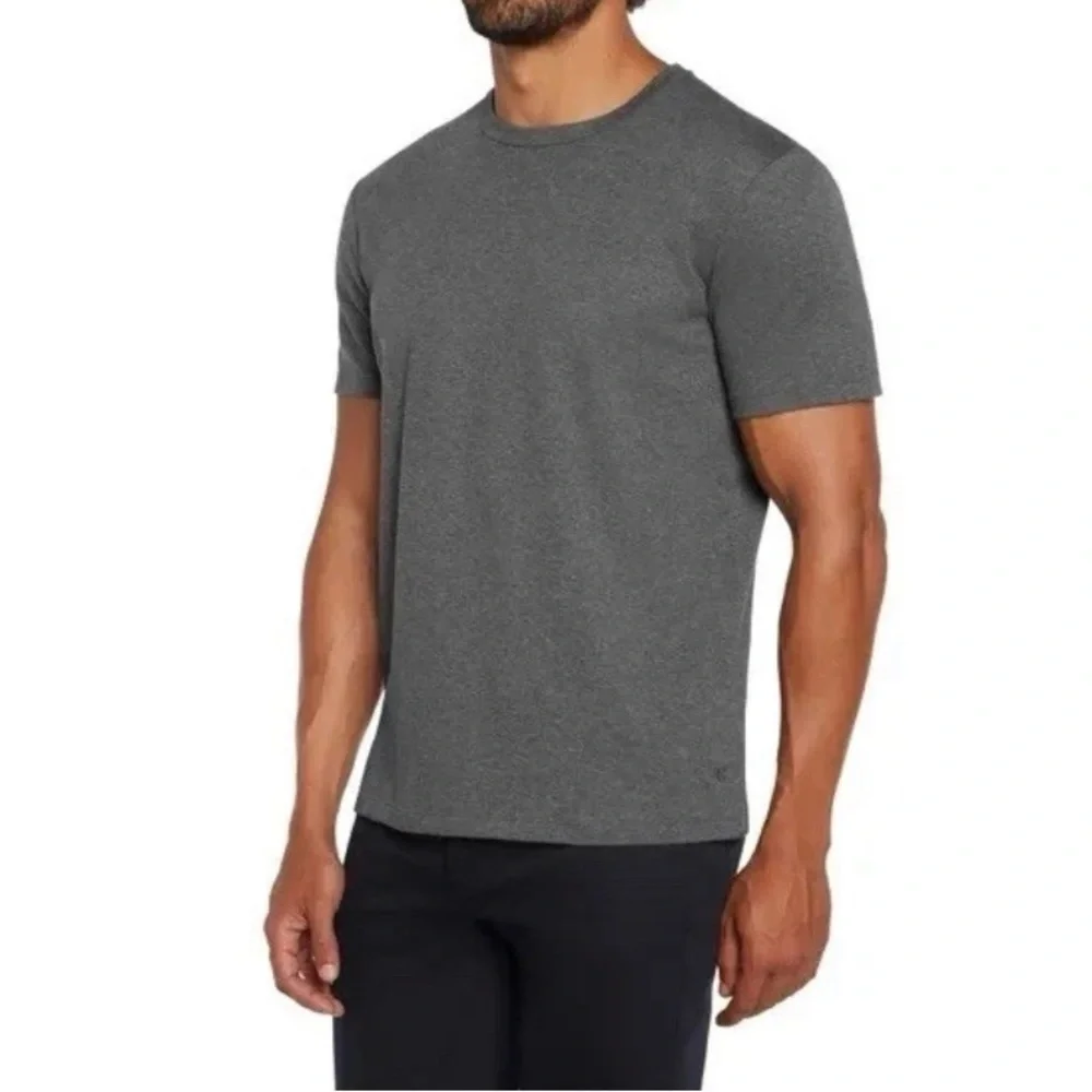 Banana Republic Men's Gray T-Shirt